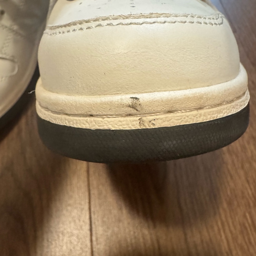 Off-White Out of Office “OOO” Sneakers - Picture 7 of 10